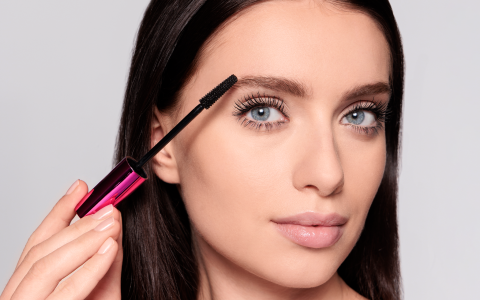 Vamp! Mascara Lash Extender 4